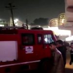 Lucknow Fire: Massive Blaze Erupts at E-rickshaw Godown Near Badshahnagar Metro Station, Fire Tenders Reach Spot (See Pics)